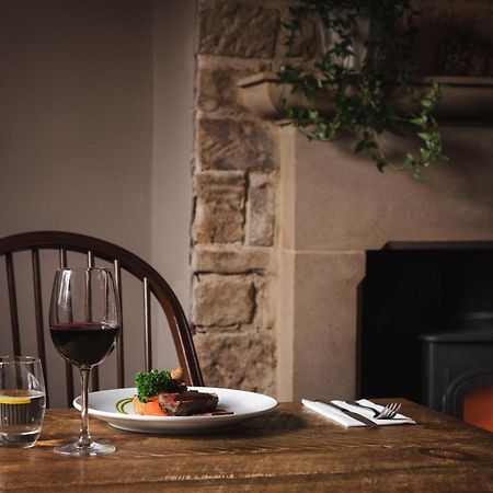 The Pilsley Inn - Chatsworth Baslow Buitenkant foto