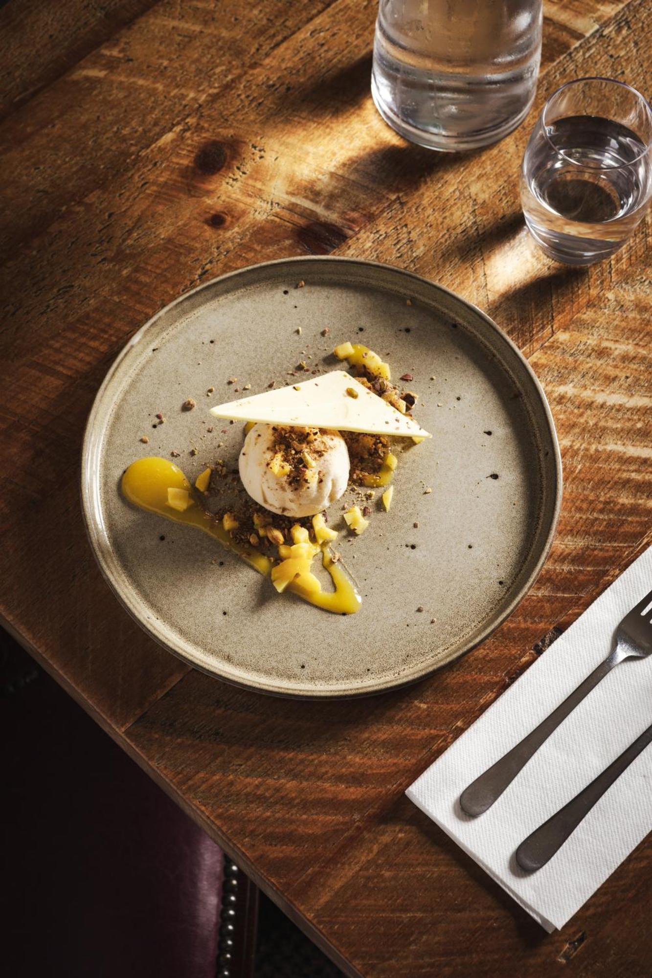 The Pilsley Inn - Chatsworth Baslow Buitenkant foto
